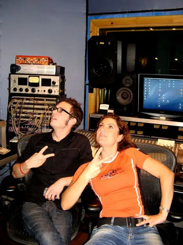 Josh & Lana
Crushproof Studio, New York - Something About Lana - Lana Wolf