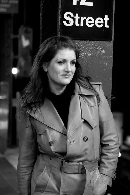 Lana Wolf, New York - Something About Lana