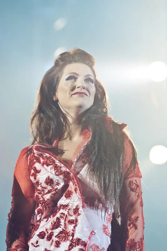 SONY DSC - THE QUEEN EXPERIENCE - GELREDOME - 30.000! - Lana Wolf