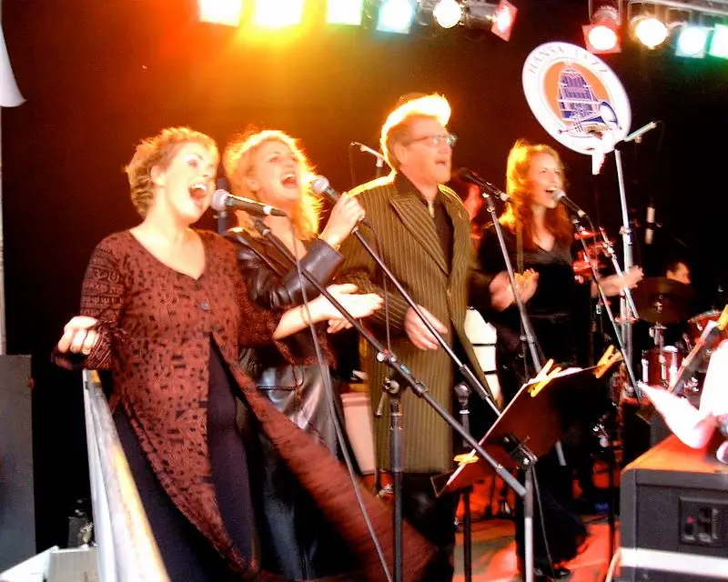 De Zwolsche Muziekfabriek In Riga, Letland - De Zwolsche Muziekfabriek - Lana Wolf