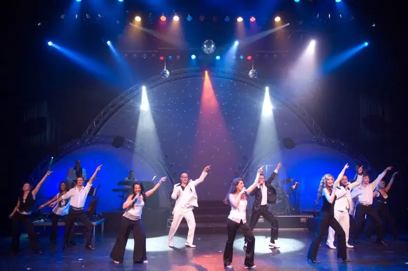 Lana Wolf, A Tribute To The Bee Gees - A Tribute to The Beegees
