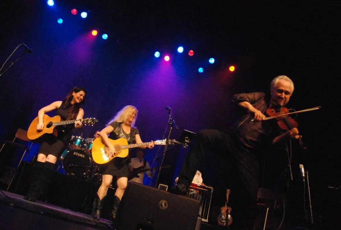 Country Legends Stadsgehoorzaal Kampen 2 - The American Country Legends staat als een huis - Lana Wolf