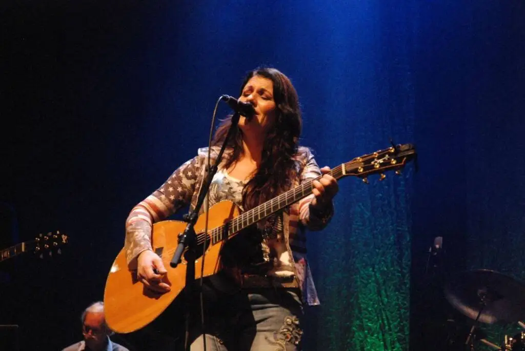 Country Legends Stadsgehoorzaal Kampen 23 - The American Country Legends staat als een huis - Lana Wolf