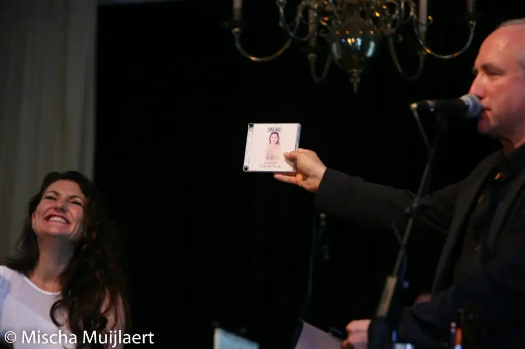 Fireflies in Nashville, albumpresentatie