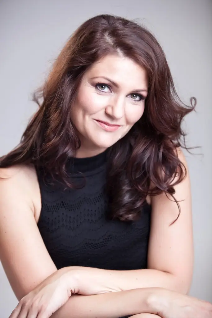 14 Foto Karen Scheffers - Lana Wolf | Artist, Vocal coach