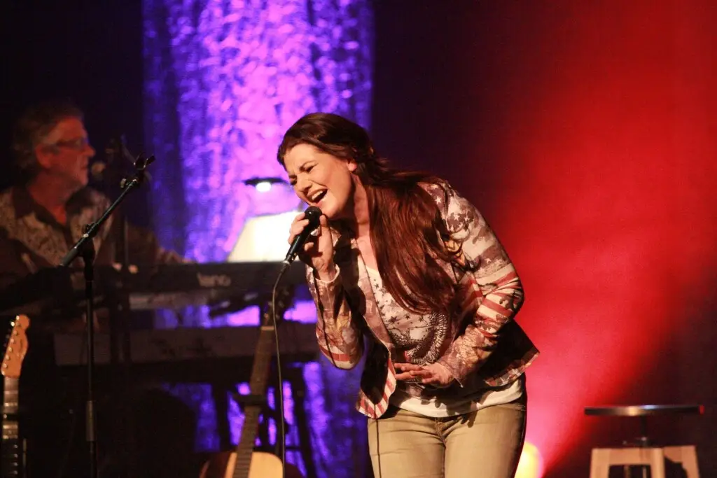 5 Foto Jethran Roeten - Lana Wolf | Artist, Vocal coach