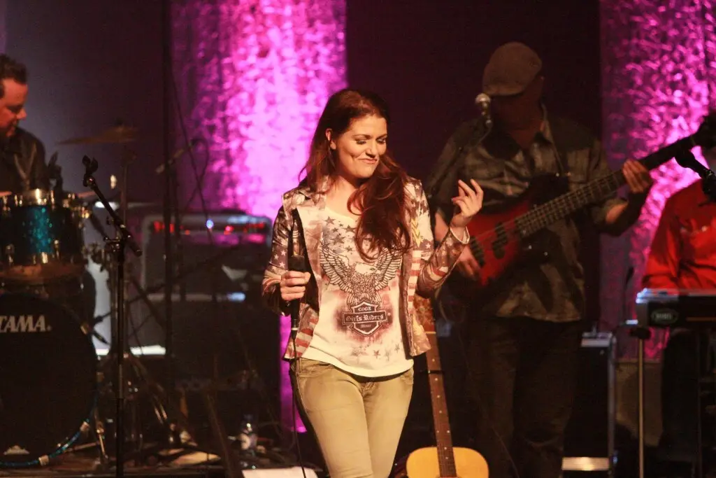 7 Foto Jethran Roeten - Lana Wolf | Artist, Vocal coach