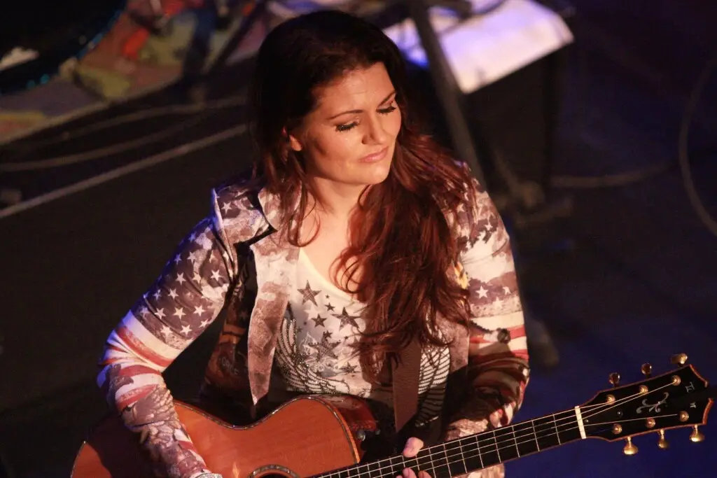 9 Foto Jethran Roeten - Lana Wolf | Artist, Vocal coach